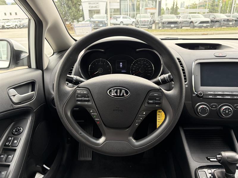 kia Forte 2018 - 9