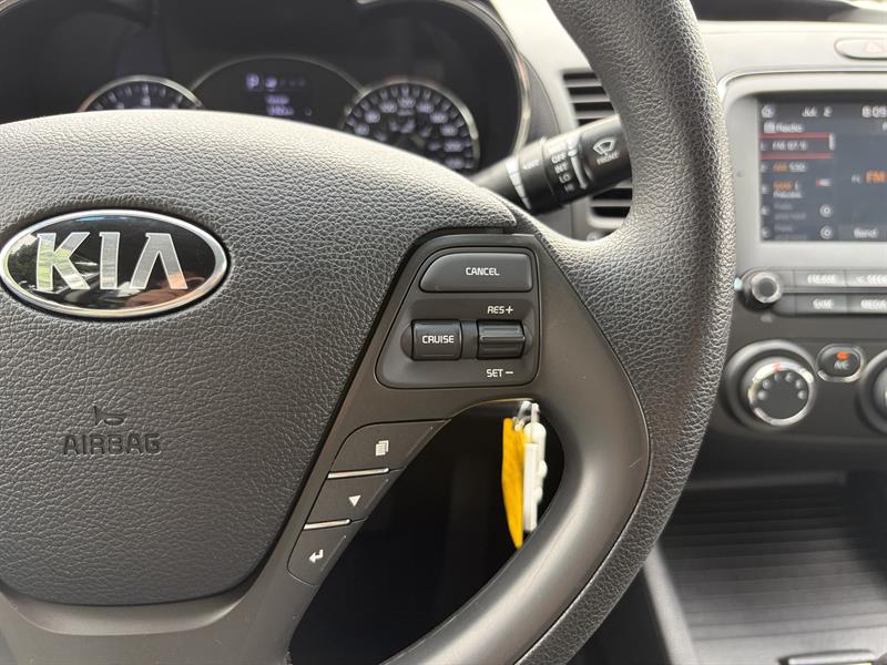 kia Forte 2018 - 11