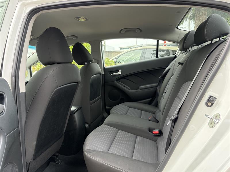 kia Forte 2018 - 23