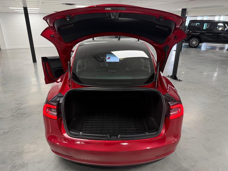 tesla Model 3 2020 - 27