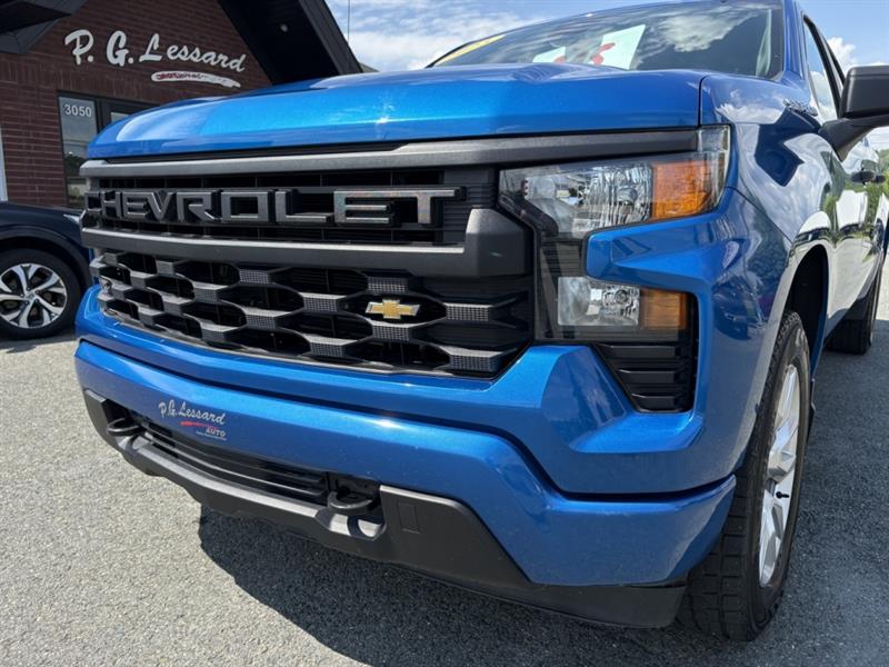 chevrolet Silverado 1500 2023 - 14