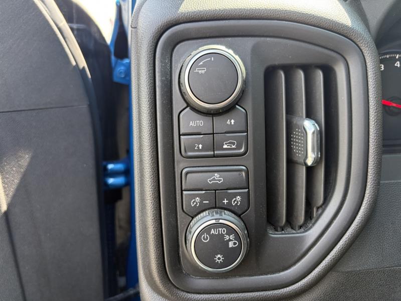 chevrolet Silverado 1500 2023 - 21