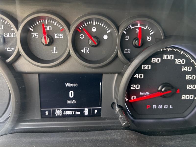 chevrolet Silverado 1500 2023 - 25