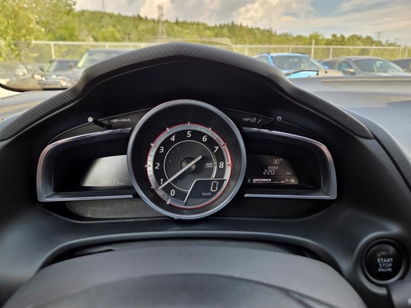 mazda Mazda3 2014 - 25