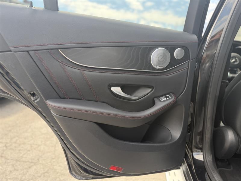 mercedes-benz GLC 2021 - 44