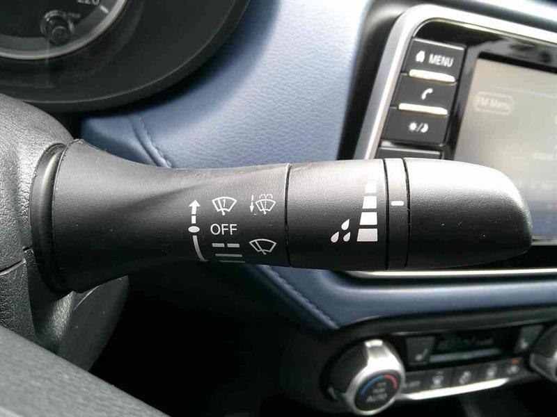 nissan Versa 2025 - 12