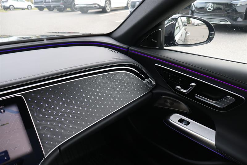 mercedes-benz E Class 2025 - 21