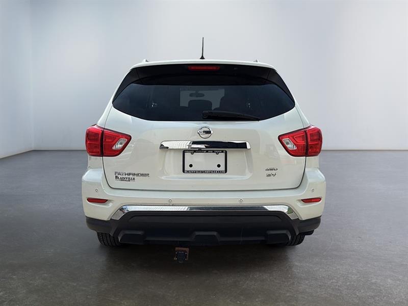 nissan Pathfinder 2017 - 6