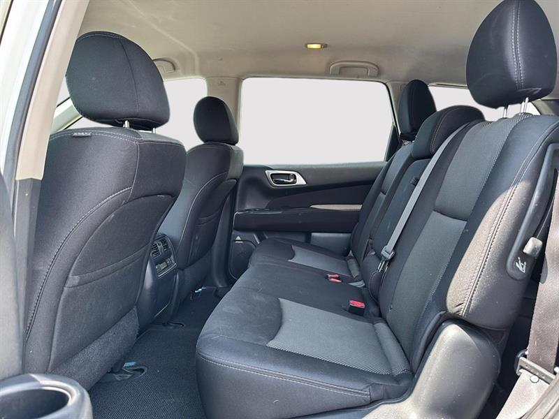 nissan Pathfinder 2017 - 15