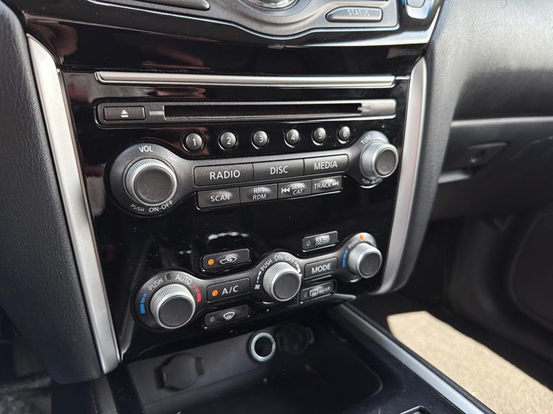 nissan Pathfinder 2017 - 37