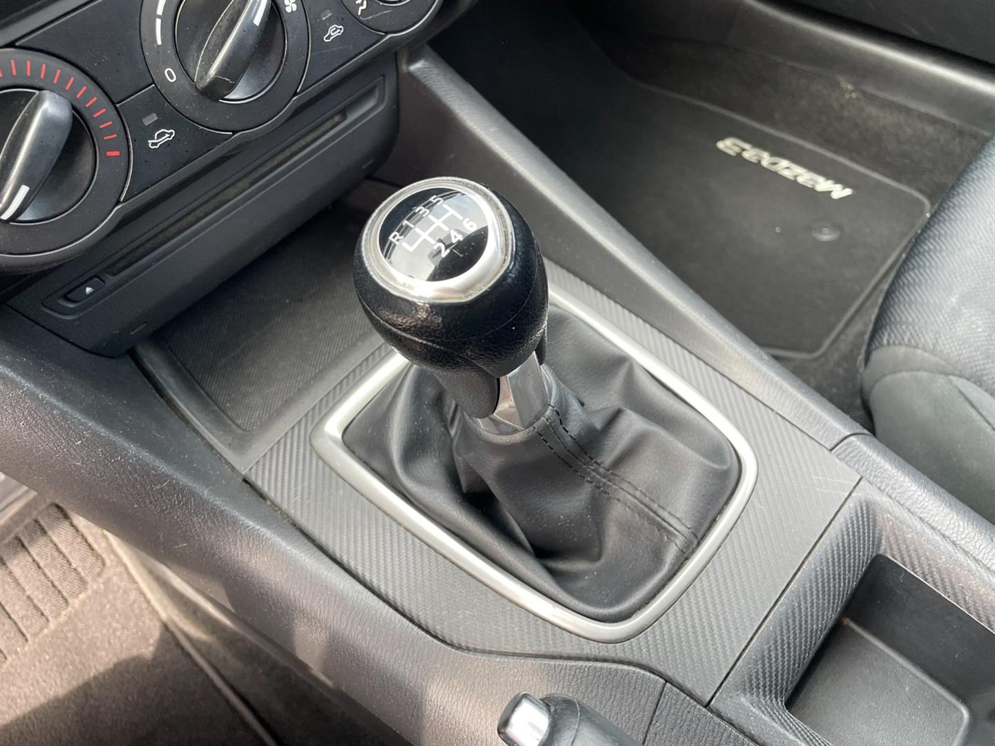 mazda Mazda3 2015 - 12