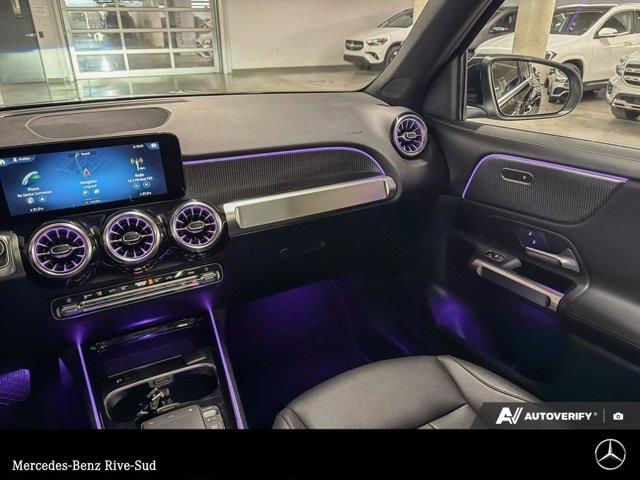 mercedes-benz GLB 2022 - 11