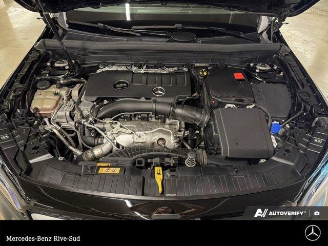 mercedes-benz GLB 2022 - 21