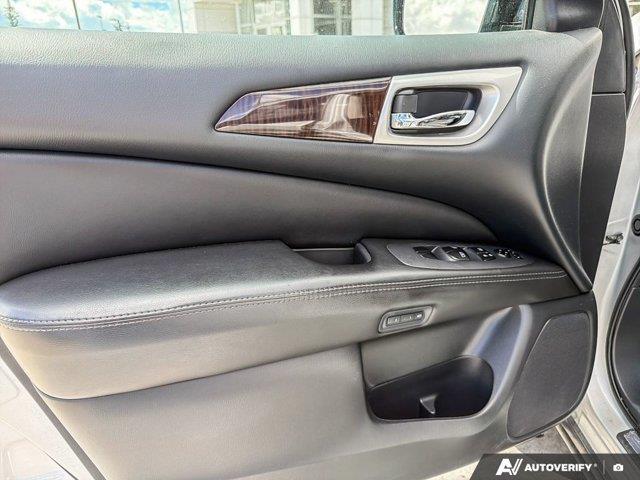 nissan Pathfinder 2014 - 24