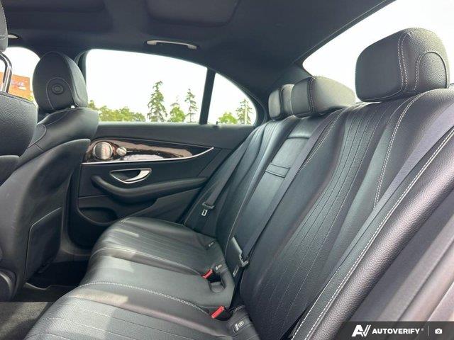 mercedes-benz E Class 2022 - 26