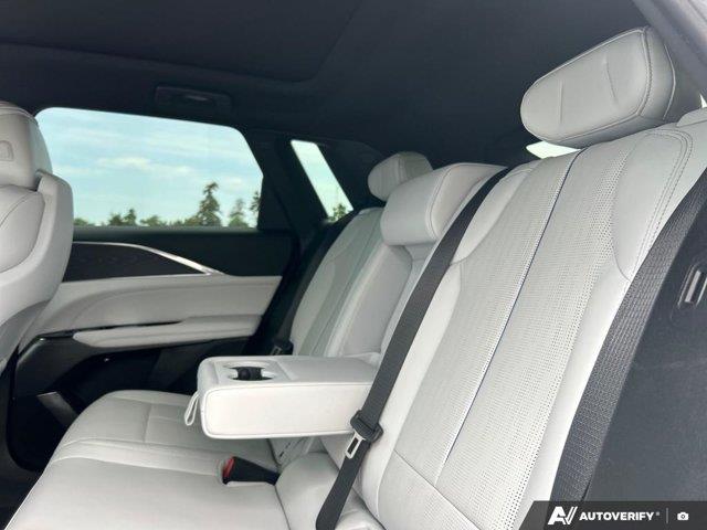 cadillac LYRIQ 2024 - 26
