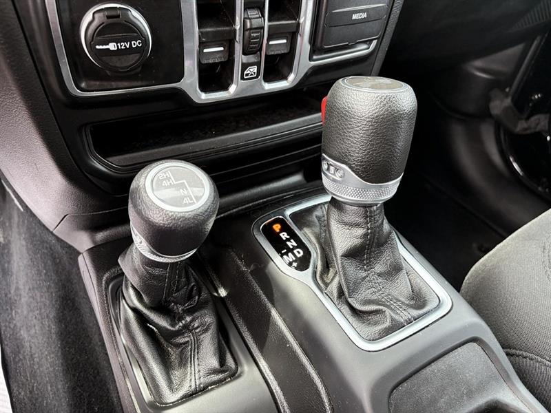 jeep Wrangler 2023 - 22