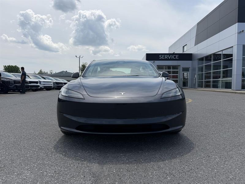 tesla Model 3 2024 - 2