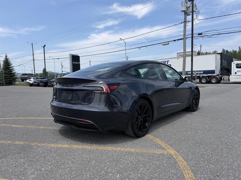 tesla Model 3 2024 - 4