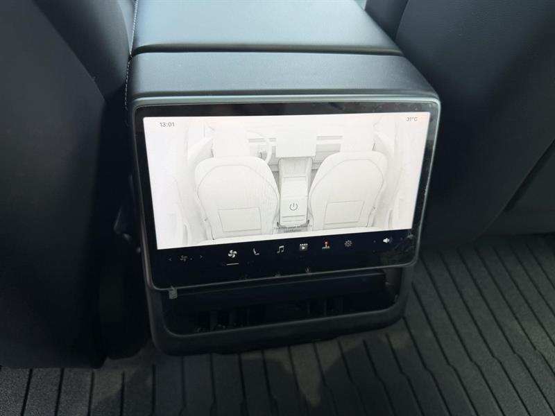 tesla Model 3 2024 - 14