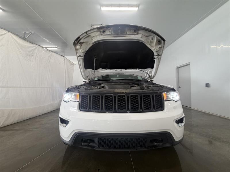 jeep Grand Cherokee 2021 - 12