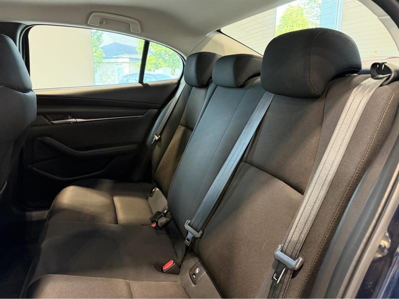 mazda Mazda3 2022 - 8
