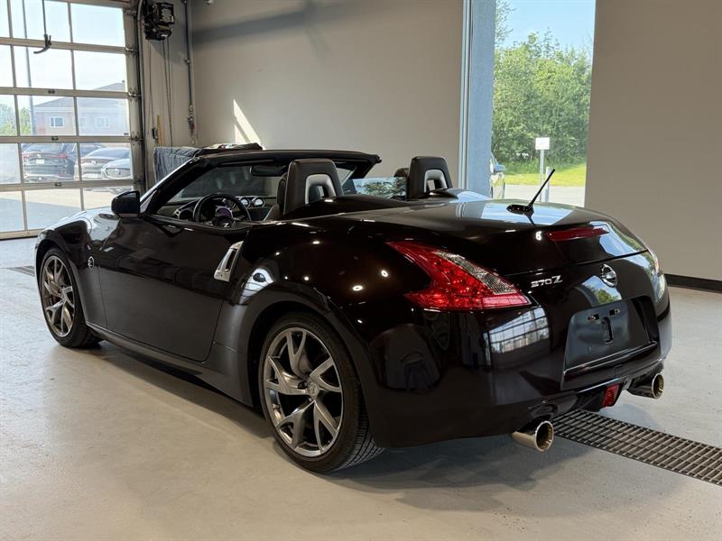 nissan 370Z 2013 - 8