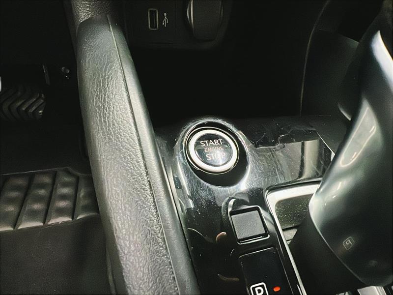 nissan Versa 2021 - 17