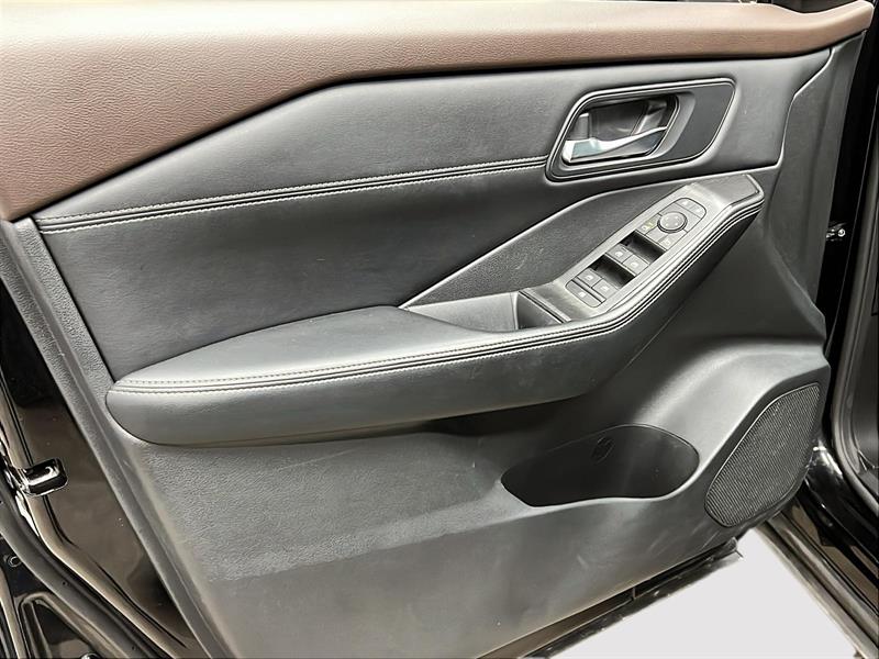 nissan Rogue 2023 - 24