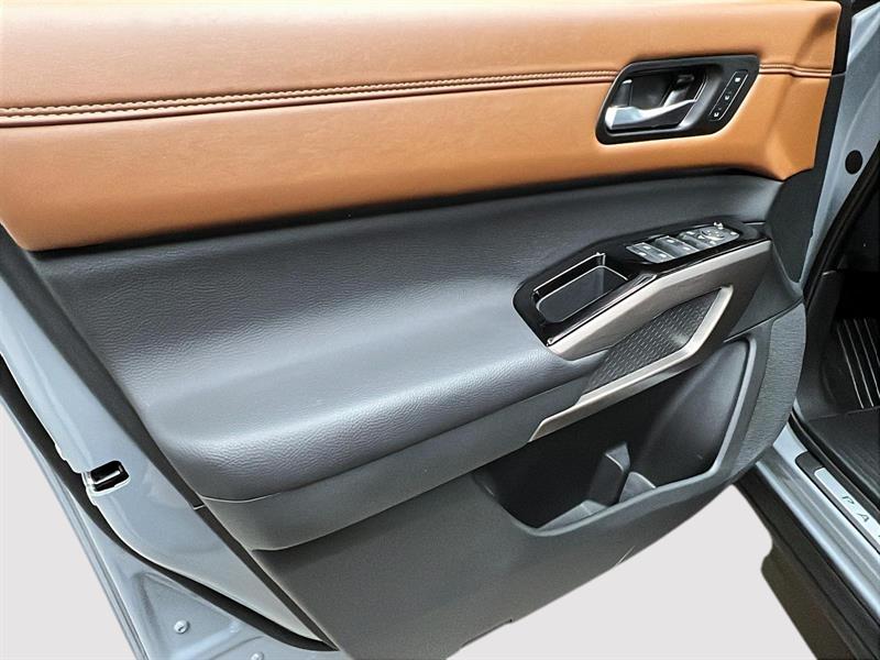 nissan Pathfinder 2025 - 27