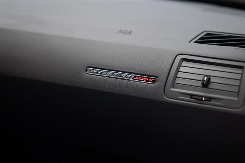 dodge Challenger 2010 - 40