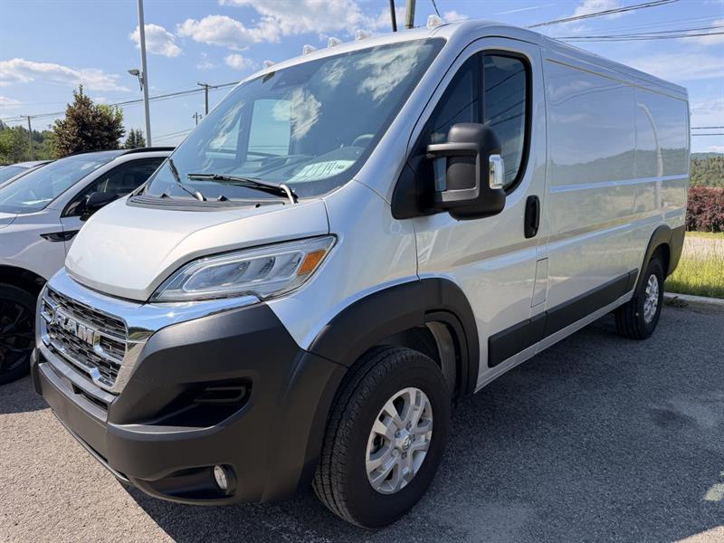 2024 RAM ProMaster 2500 SLT 136 Low Roof Cargo Van FWD