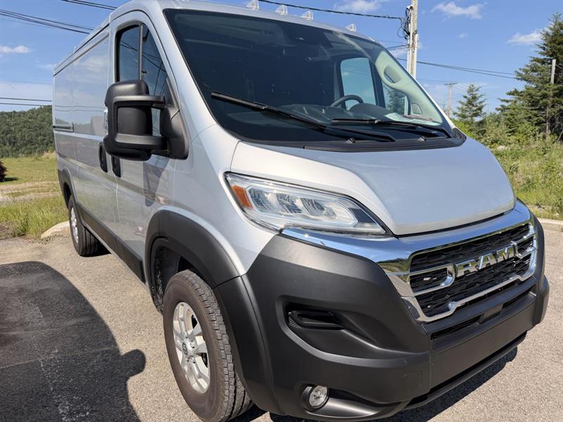 ram ProMaster fourgonnette utilitaire 2024 - 9