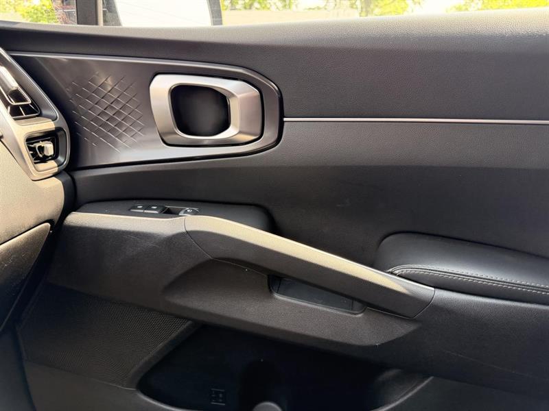 kia Sorento 2021 - 24