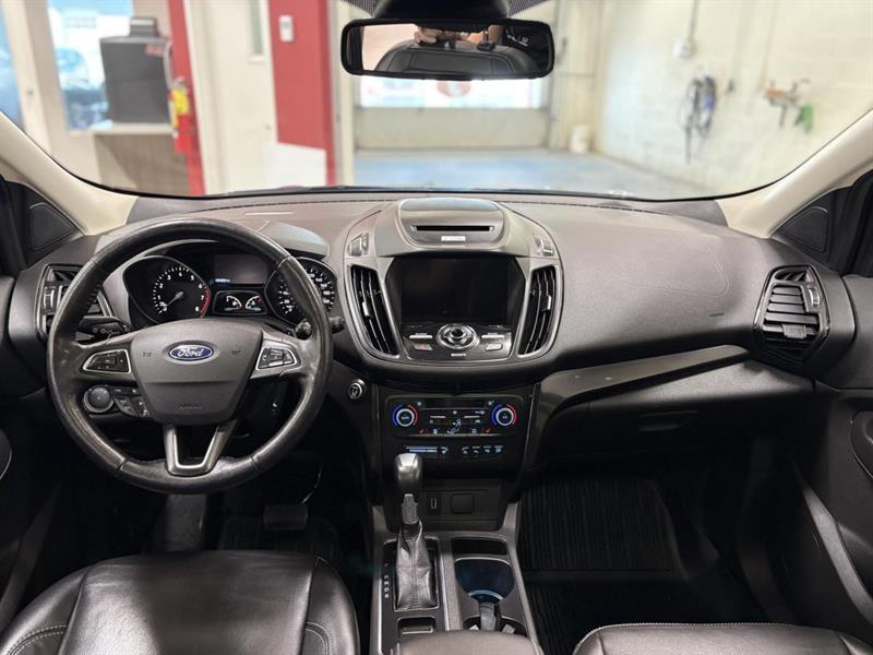 ford Escape 2018 - 24