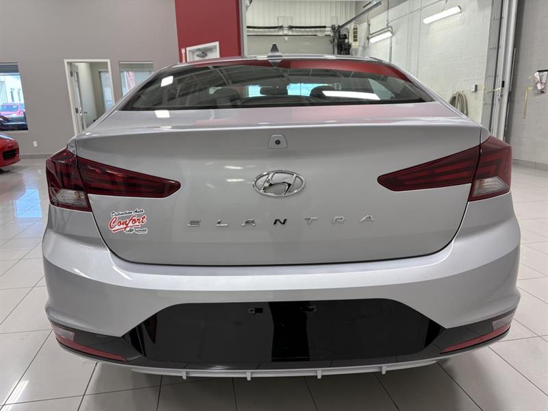 hyundai Elantra 2020 - 2