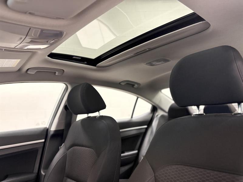 hyundai Elantra 2020 - 22