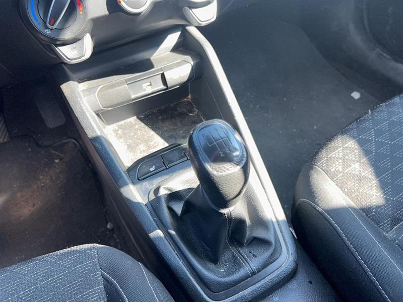 kia Rio5 2021 - 22