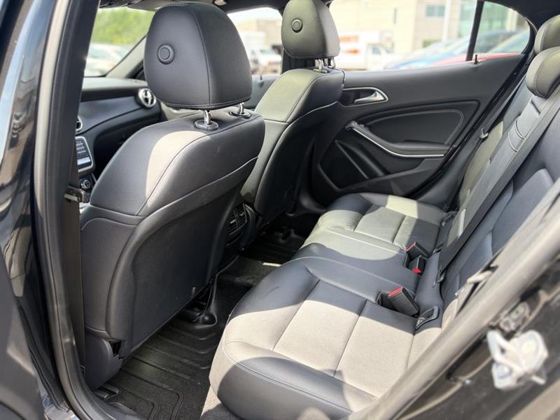 mercedes-benz GLA 2019 - 8