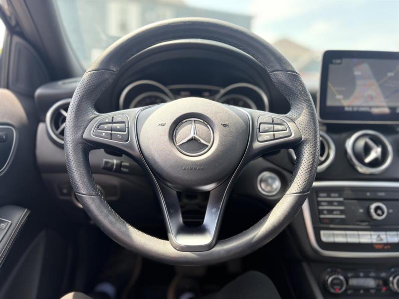 mercedes-benz GLA 2019 - 12