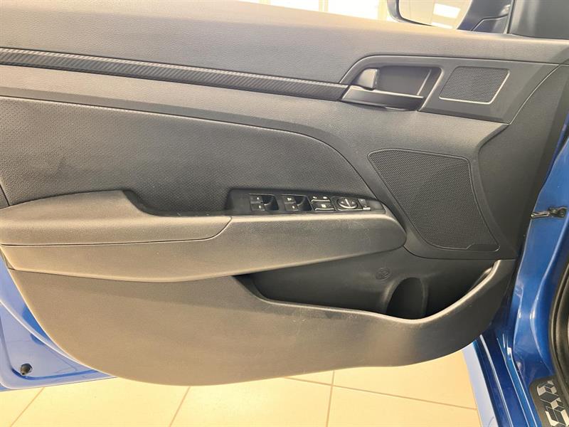 hyundai Elantra 2018 - 18