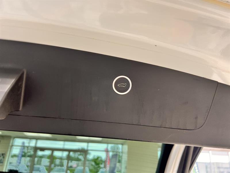 tesla Model X 2016 - 9