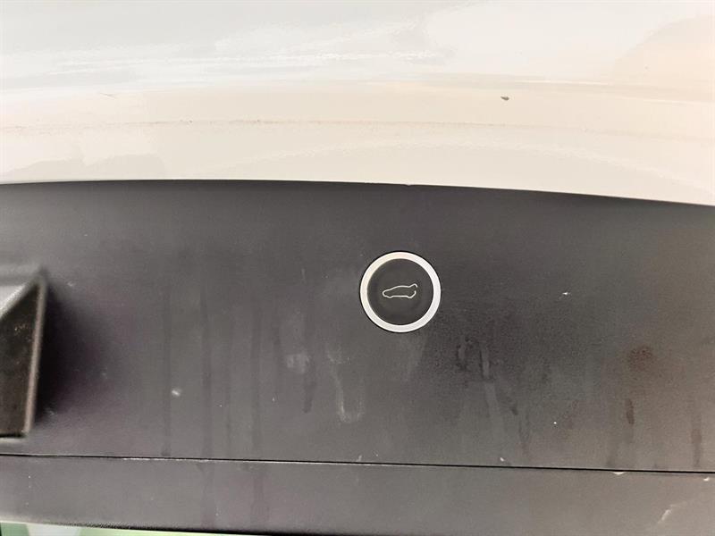 tesla Model X 2016 - 11
