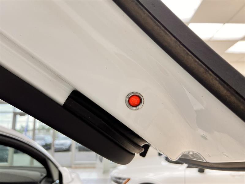tesla Model X 2016 - 15