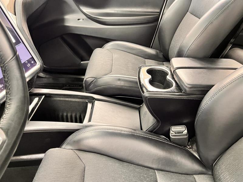 tesla Model X 2016 - 26