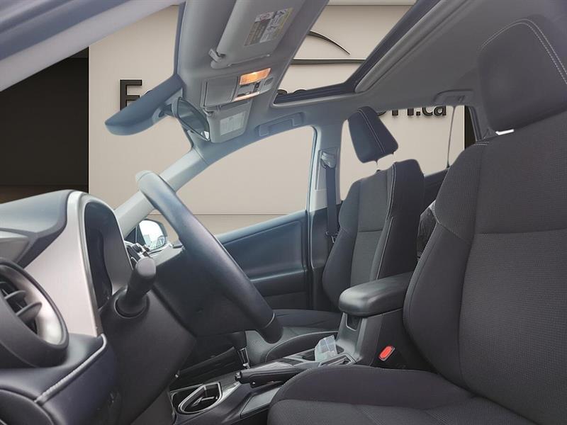 toyota RAV4 2018 - 8