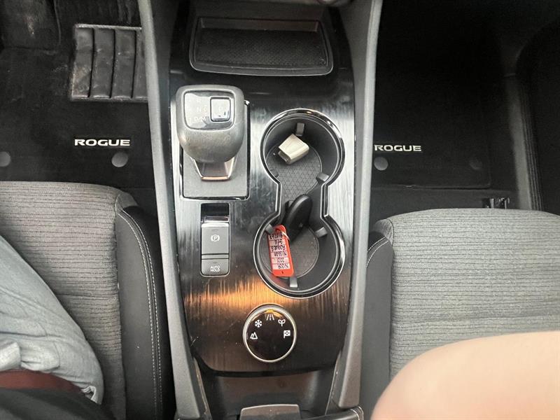nissan Rogue 2021 - 18