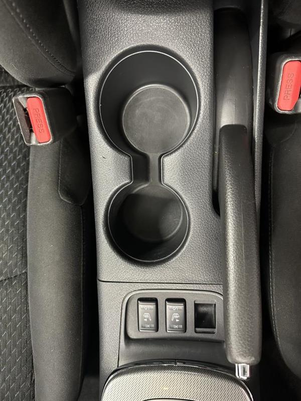 nissan Sentra 2015 - 22