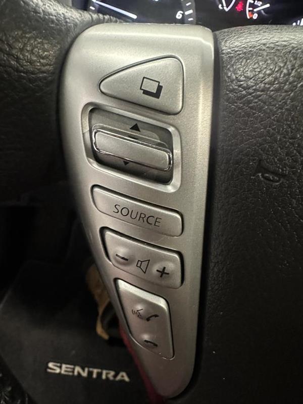 nissan Sentra 2015 - 24