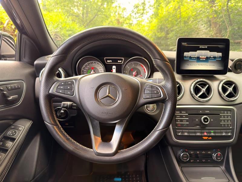 mercedes-benz GLA 2017 - 11